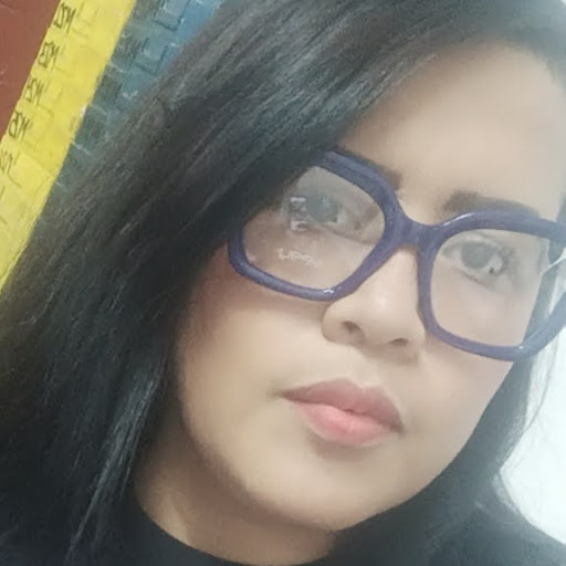 Alejandra Nieves
