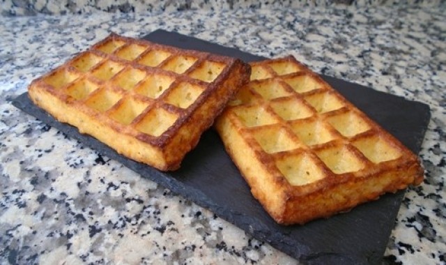 Gofres keto de queso