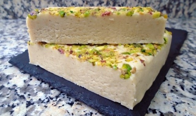 Turrón de pistachos y tahini