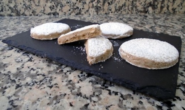 Mantecados de avellana